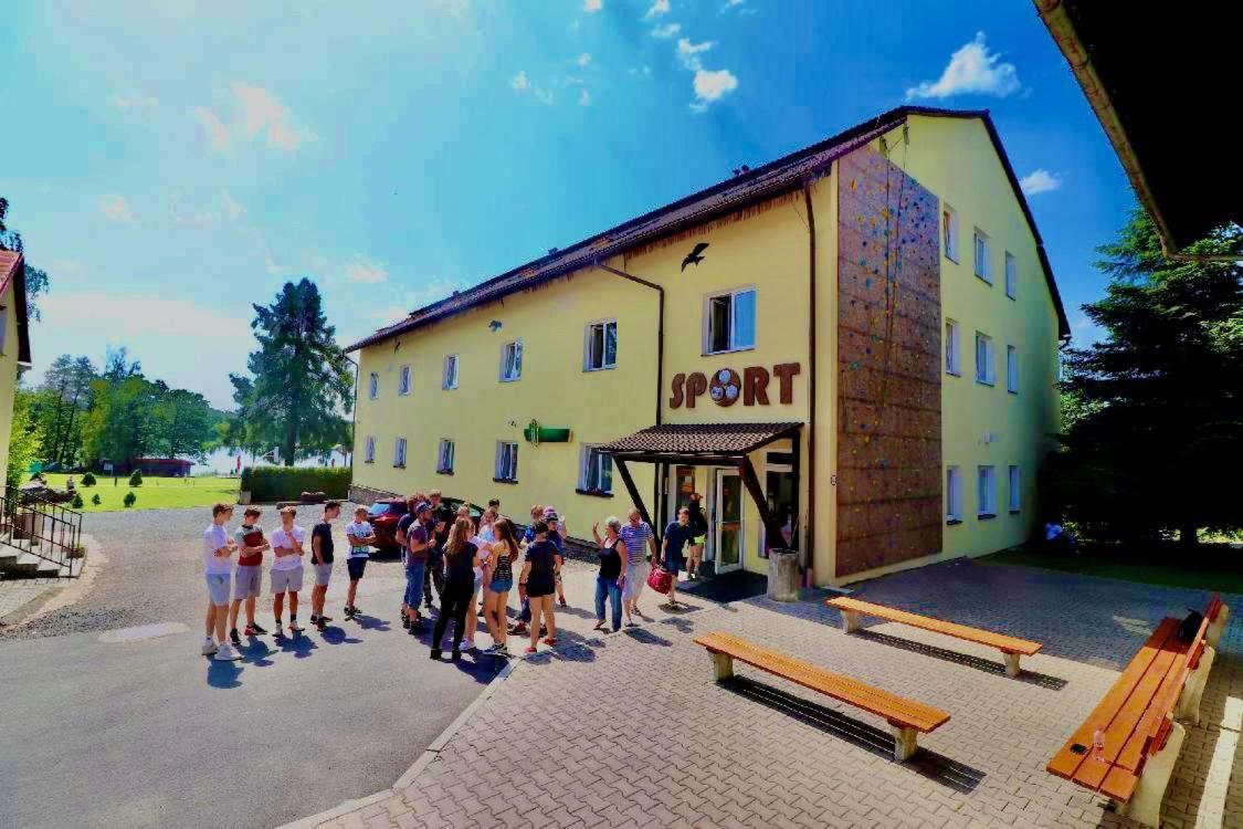 Rekreacni Areal Zbraslavice Hotel Exterior photo